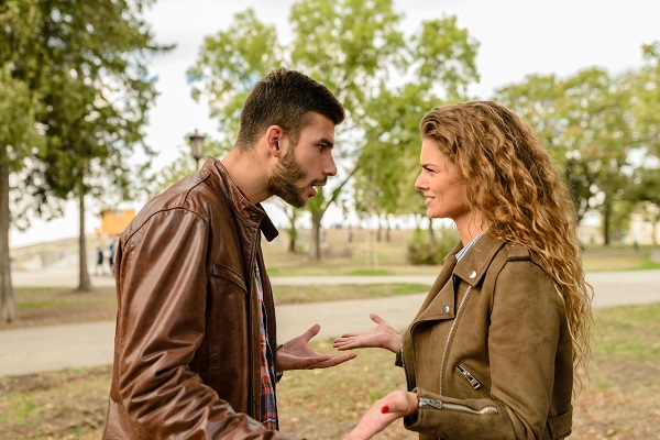 Young boy and girl arguing, illustrating comebacks in an argument